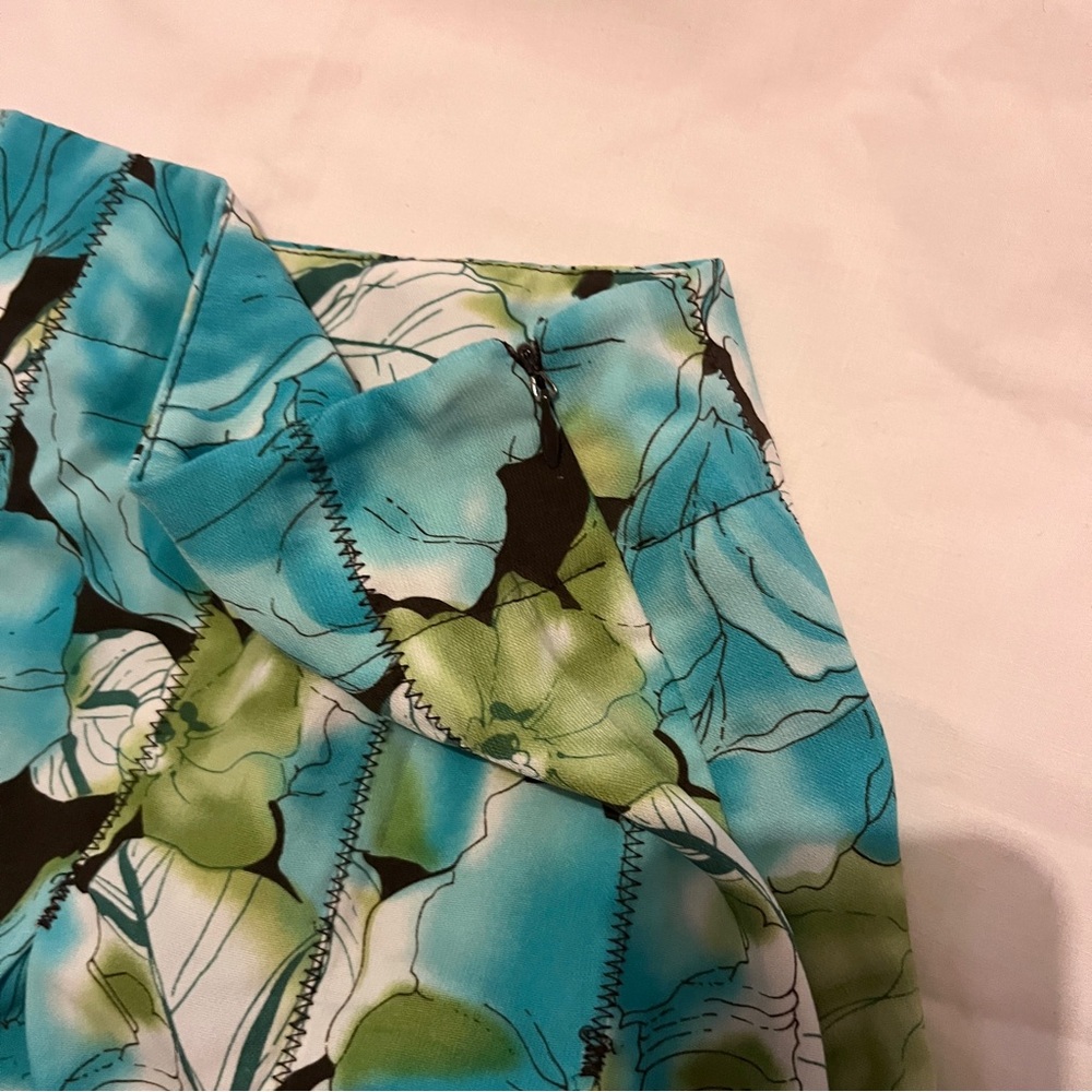 Vintage Blue Green Floral Midi Skirt with Brown Accents - Size 8 - Picture 4 of 9
